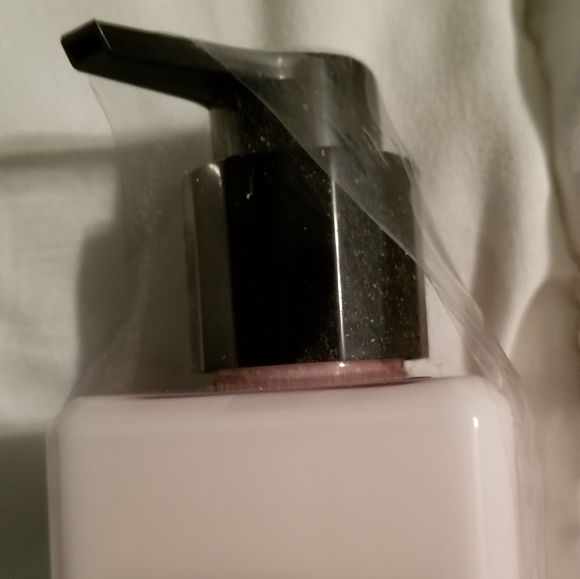 NEW SEALED ORIGINAL PACKAGING VS BOMBSHELL N - Picture 5 of 6